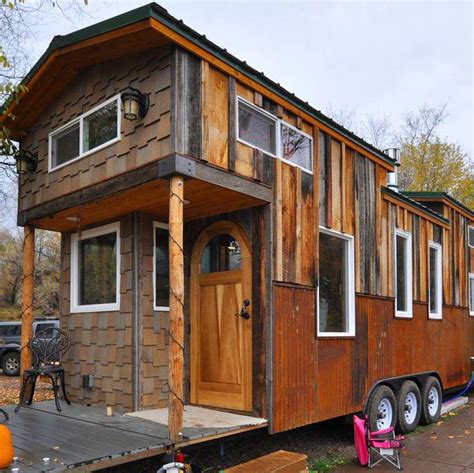 curved roof tiny metal house|39 Charming Tiny Homes That We’d Love to Own.